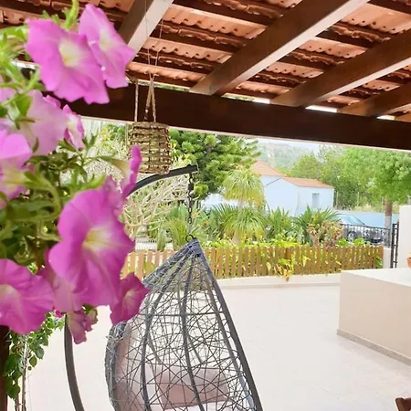 Ideal Family House With Big Yard In Ialysos, Rhodes إياليسوس